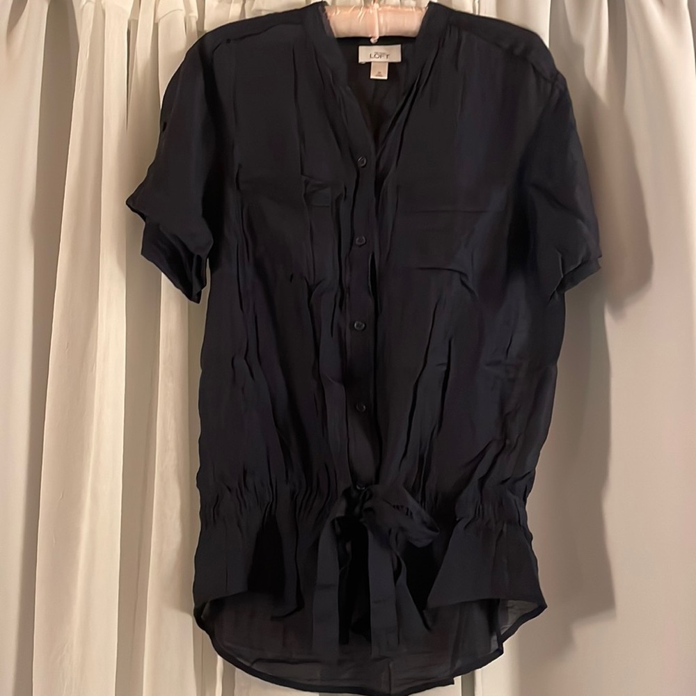 LOFT Navy Linen Blend SS Button Down Shirt